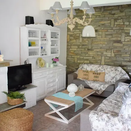 Aspasia's * Принос